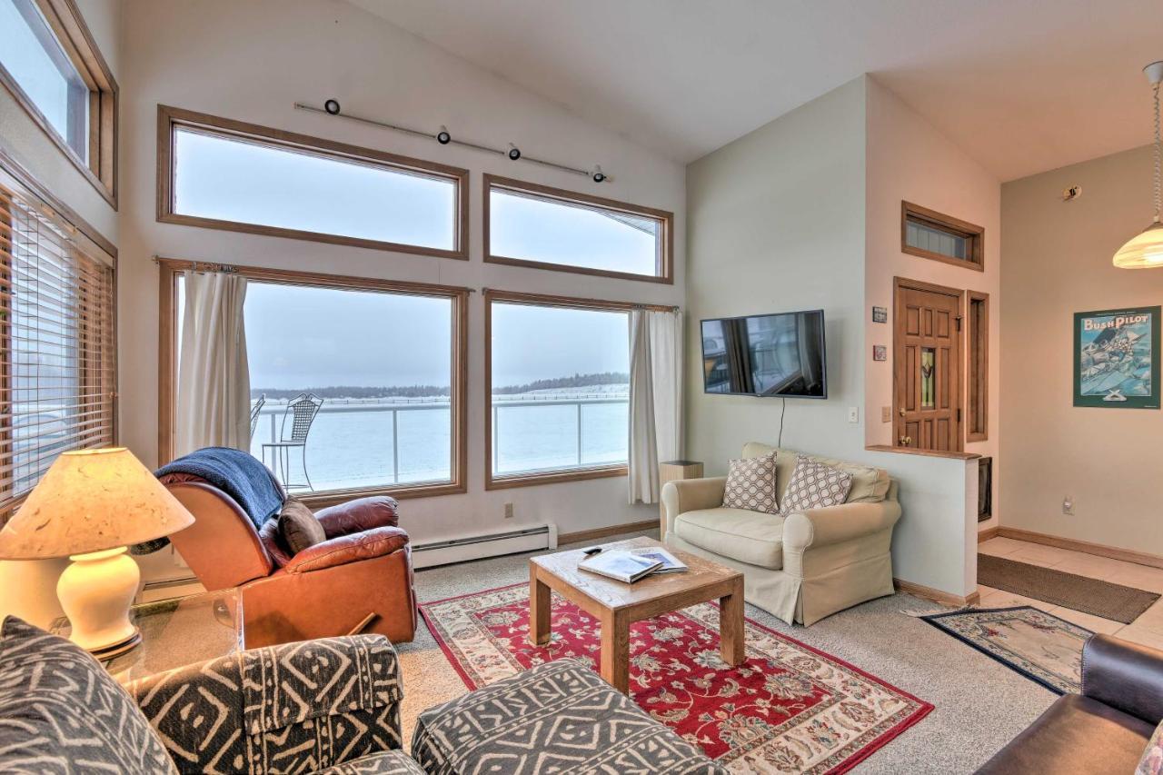 Spacious Family Home With Deck And Million-Dollar View Anchorage Ngoại thất bức ảnh